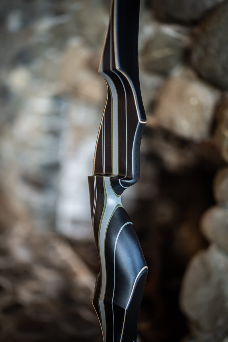 SN# 25148 Rare CUSTOM G10/Micarta Damon Howatt MAMBA ELITE (Custom Black Micarta + Green / Grey G10 Multi-Layered + Black Glass) RH 50# (58" AMO) 10/10 NEW (RARE, ONLY 1 IN STOCK — READY TO SHIP)